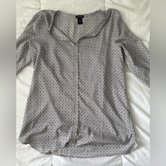 Blouse - Picture 1 of 2